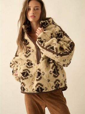 Cozy Sherpa Quarter-Zip Pullover Jacket - Cream & Brown